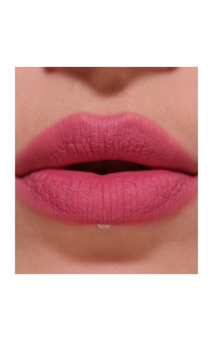 REVOLUTION-Жидкая матовая помада Makeup Revolution Air Blur Soft Matte Sultry 3,5 мл-5057566840699
