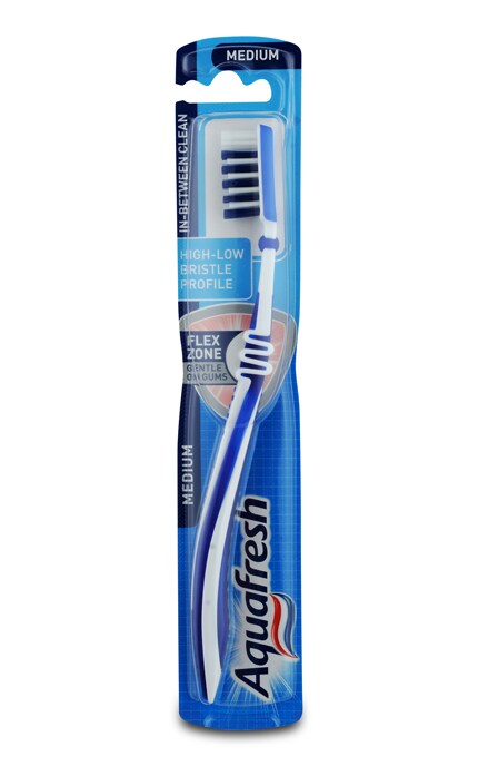 AQUAFRESH-Зубна щітка Aquafresh In-Between Clean, medium, 1 шт-5999518577799